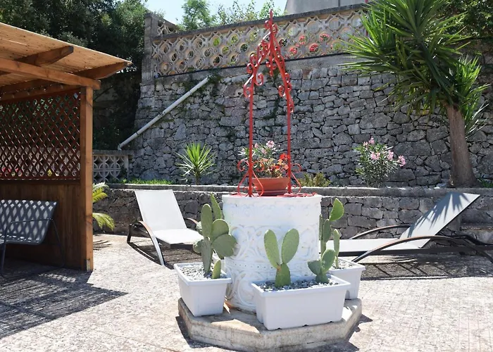 Dimora In Collina
